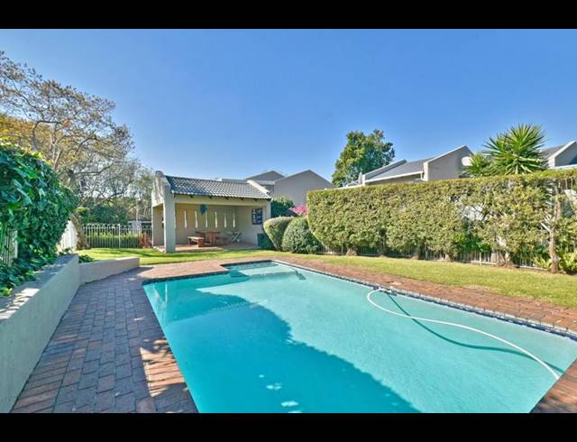 2 BEDROOM APARTMENT FOR SALE IN SUNDOWNER